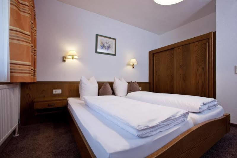Hotel Garni Mirabell Ішгль Екстер'єр фото